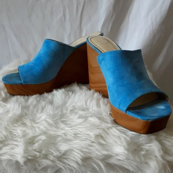Jessica Simpson Wedges - Picture 2 of 4